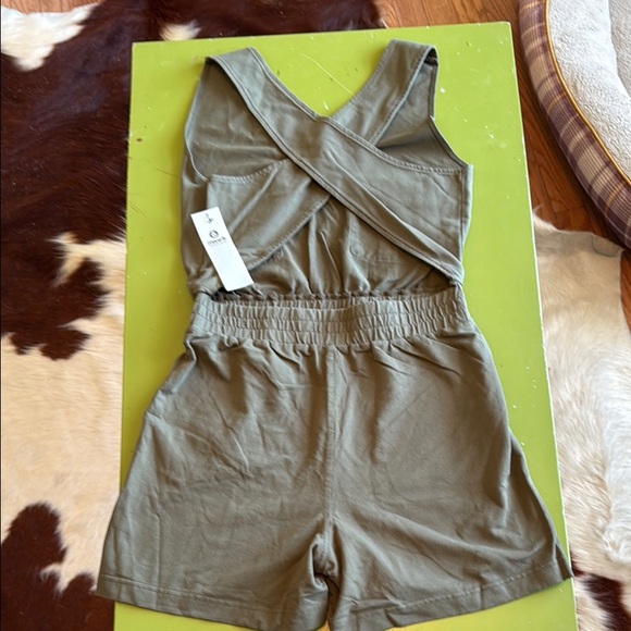 Mono B Olive Green Sleeveless Romper - Picture 2 of 11